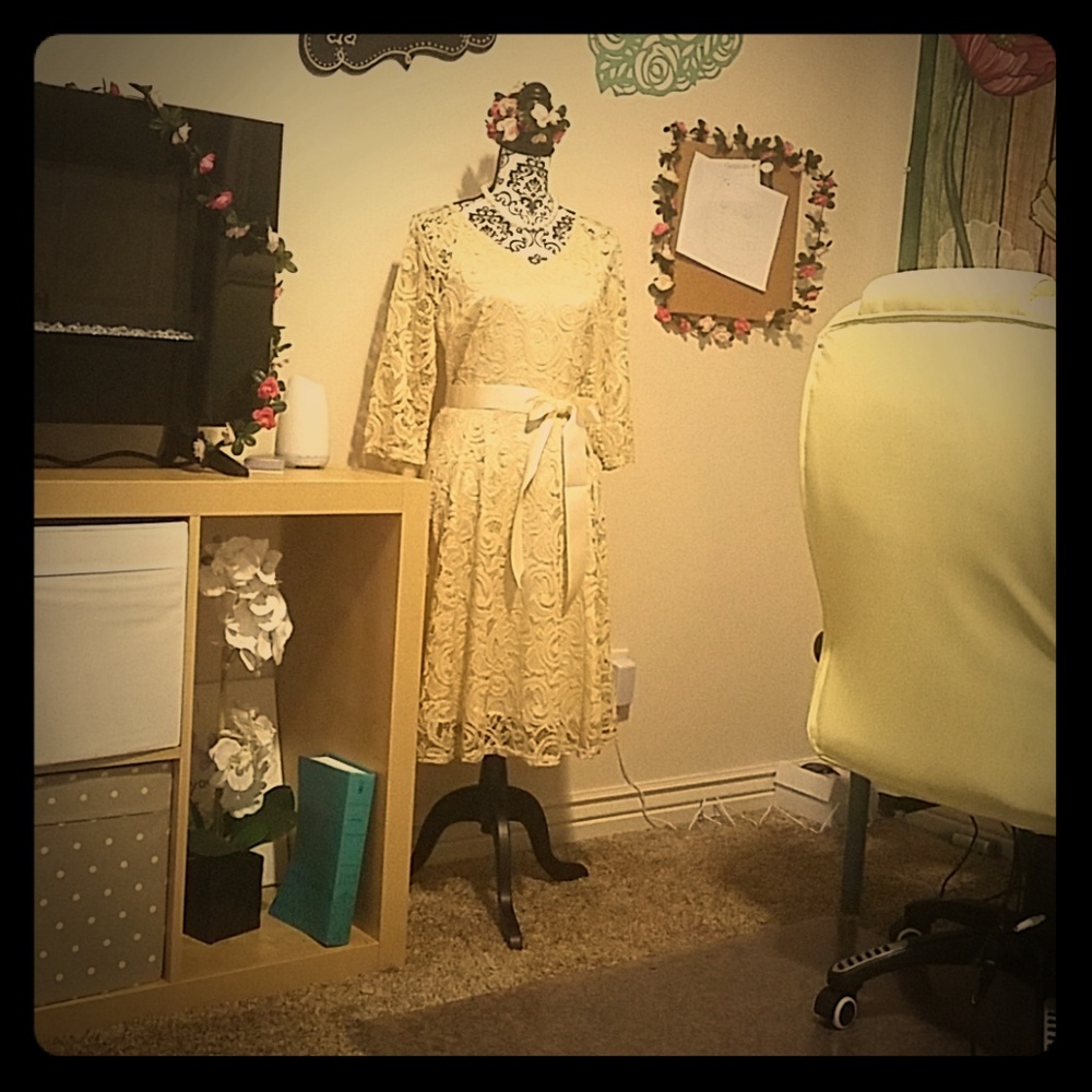 Ivory lace old fashioned